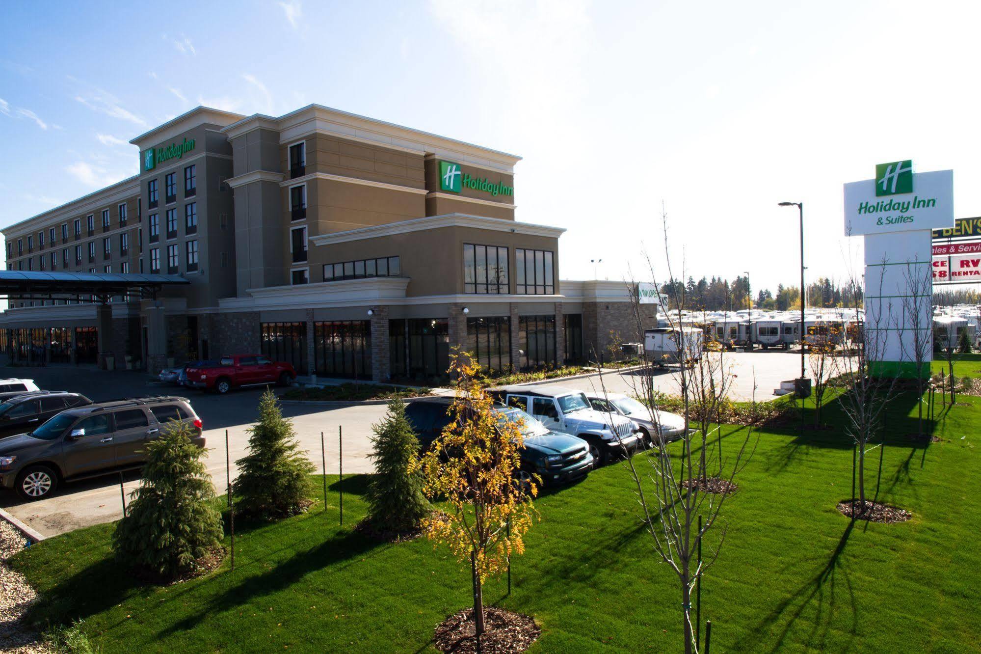 Holiday Inn Hotel&Suites Red Deer, an IHG Hotel Buitenkant foto