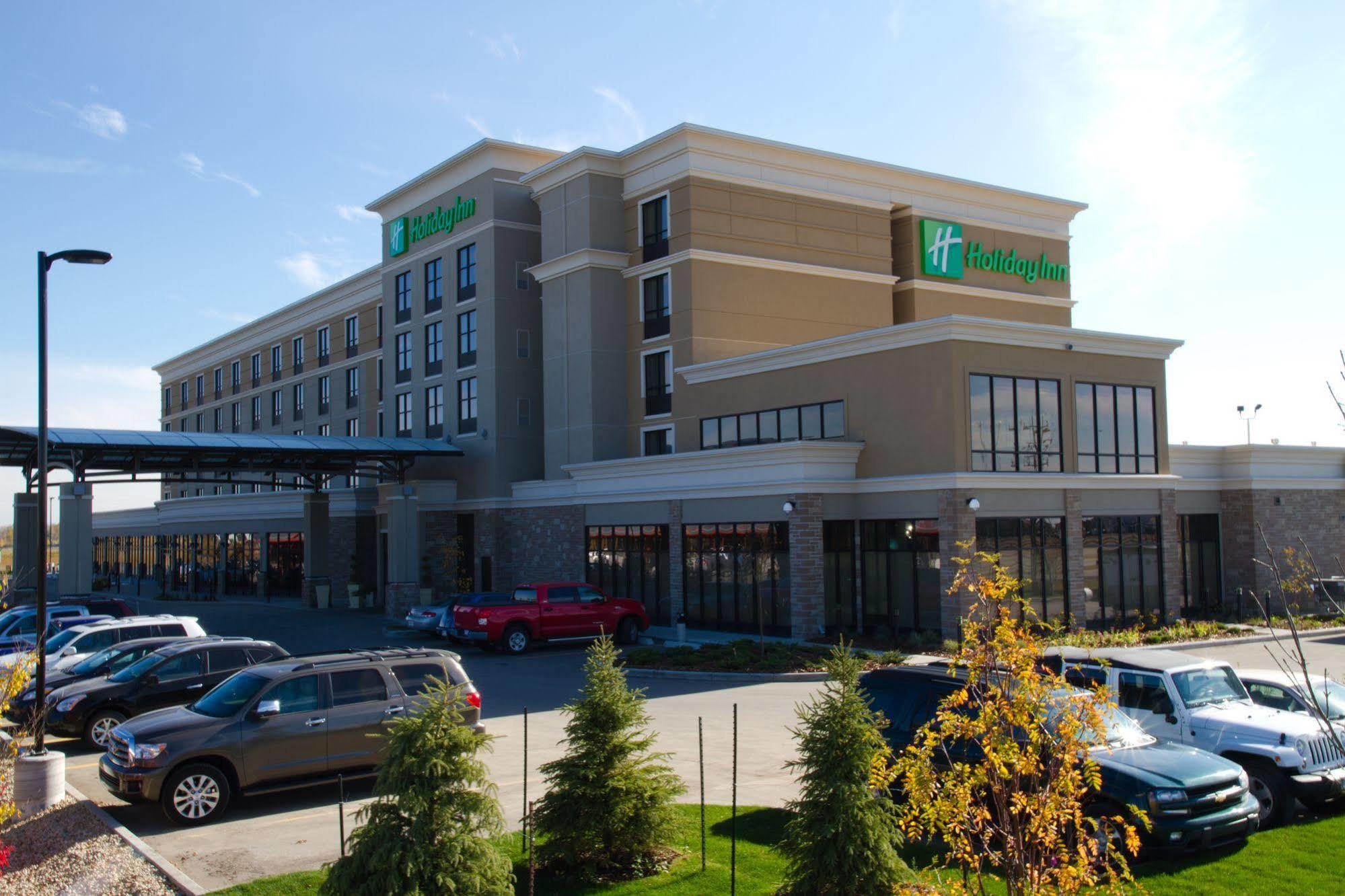 Holiday Inn Hotel&Suites Red Deer, an IHG Hotel Buitenkant foto