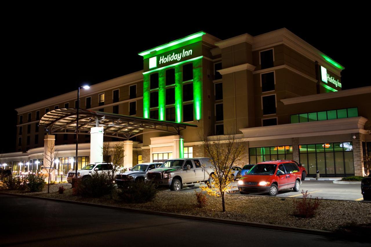 Holiday Inn Hotel&Suites Red Deer, an IHG Hotel Buitenkant foto